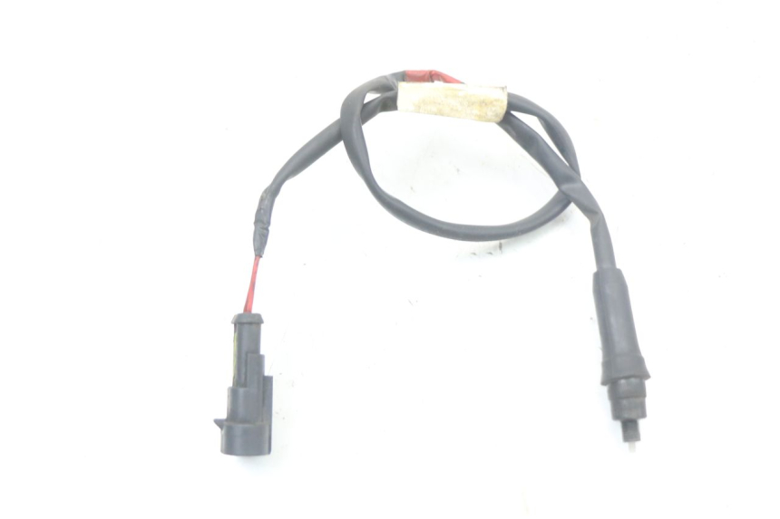 photo de CONTACTEUR FEU STOP ARRIERE PIAGGIO MP3 LT 400 (2007 - 2012) - Autre angle de vue