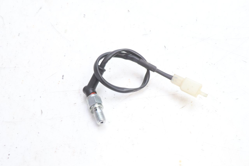 photo de CONTACTEUR FEU STOP ARRIERE RIEJU MRT PRO SUPERMOTARD 50 (2007 - 2018) - Zoom état d’usage