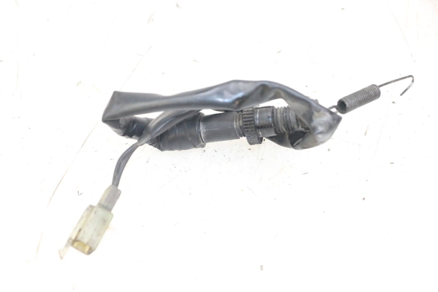 photo de CONTACTEUR FEU STOP ARRIERE HONDA NTV DEAUVILLE 650 (1998 - 2001) - Autre angle de vue