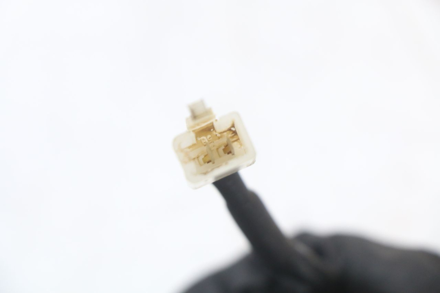 photo de CONTACTEUR FEU STOP ARRIERE REGAL RAPTOR SPYDER 125 (2010 - 2018) - Gros plan technique