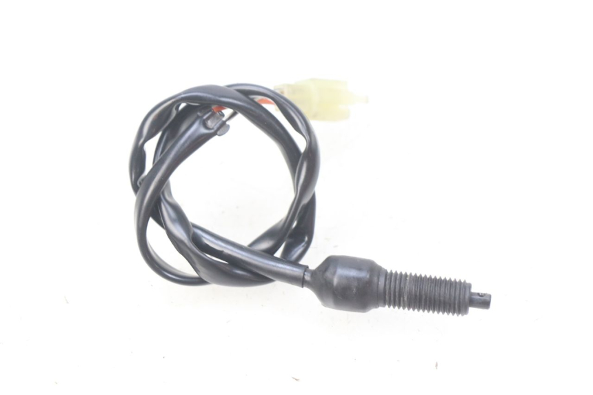 photo de CONTACTEUR FEU STOP ARRIERE SUZUKI SV N 650 (1999 - 2002) - Détail de la pièce