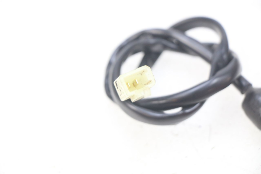 photo de CONTACTEUR FEU STOP ARRIERE SUZUKI SV N 650 (1999 - 2002) - Autre angle de vue