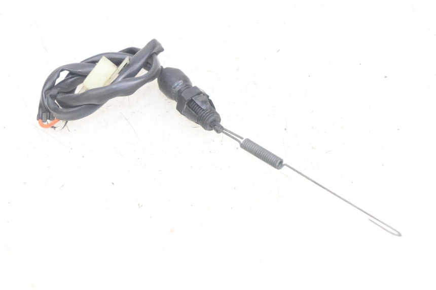 photo de CONTACTEUR FEU STOP ARRIERE SUZUKI SV N 650 (1999 - 2002) - Vue principale