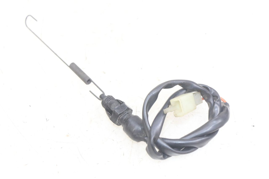 photo de CONTACTEUR FEU STOP ARRIERE SUZUKI SV N 650 (1999 - 2002) - Détail de la pièce