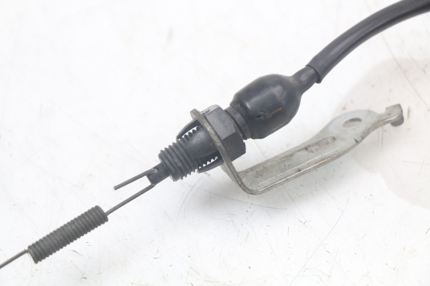 photo de CONTACTEUR FEU STOP ARRIERE SUZUKI SV N 650 (1999 - 2002) - Zoom état d’usage