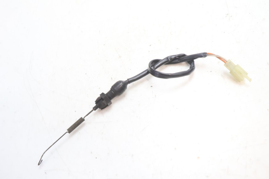 photo de CONTACTEUR FEU STOP ARRIERE SUZUKI SV S 650 (2003 - 2009) - Zoom état d’usage