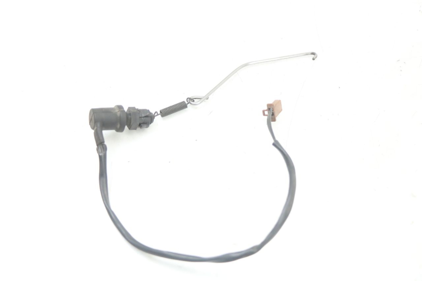 photo de CONTACTEUR FEU STOP ARRIERE YAMAHA TDR DELTABOX 125 (1997 - 2003) - Autre angle de vue