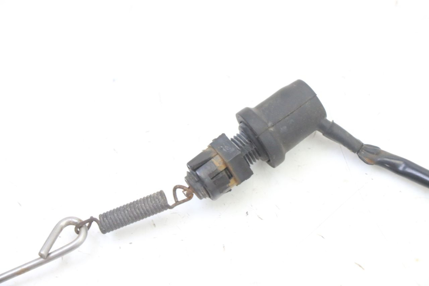 photo de CONTACTEUR FEU STOP ARRIERE YAMAHA TDR DELTABOX 125 (1997 - 2003) - Zoom état d’usage