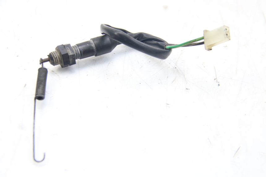 photo de CONTACTEUR FEU STOP ARRIERE SYM WOLF SB 125 (2011 - 2018) - Vue principale