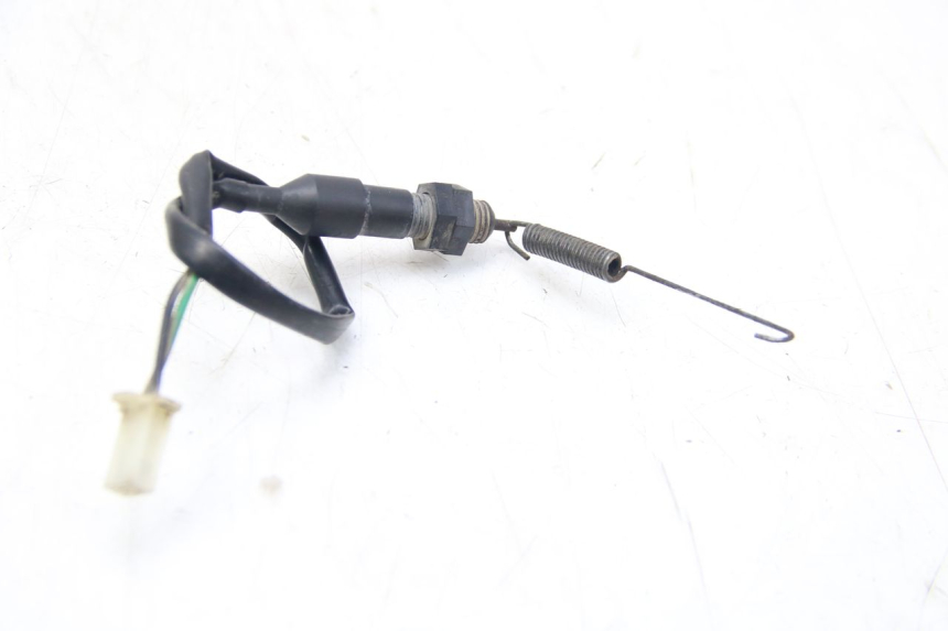 photo de CONTACTEUR FEU STOP ARRIERE SYM WOLF SB 125 (2011 - 2018) - Détail de la pièce