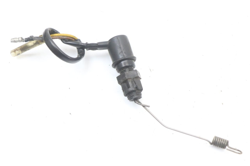 photo de CONTACTEUR FEU STOP ARRIERE YAMAHA XJ F 900 (1983 - 1994) - Vue principale