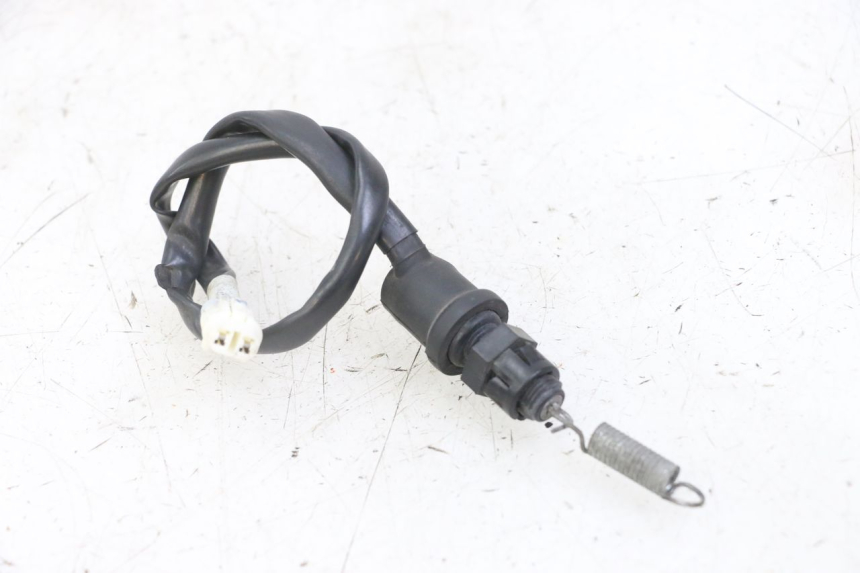 photo de CONTACTEUR FEU STOP ARRIERE YAMAHA XJ6 ABS 600 (2008 - 2016) - Détail de la pièce