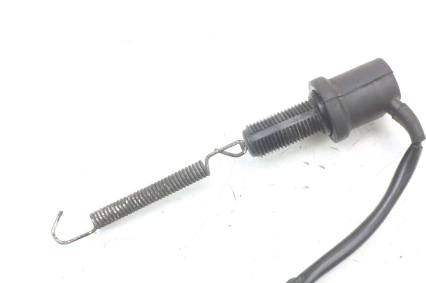 photo de CONTACTEUR FEU STOP ARRIERE YAMAHA XJS DIVERSION 600 (1997 - 1999) - Zoom état d’usage