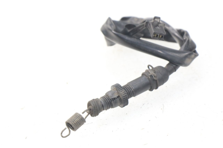 photo de CONTACTEUR FEU STOP ARRIERE HONDA XLV VARADERO 125 (2000 - 2006) - Zoom état d’usage