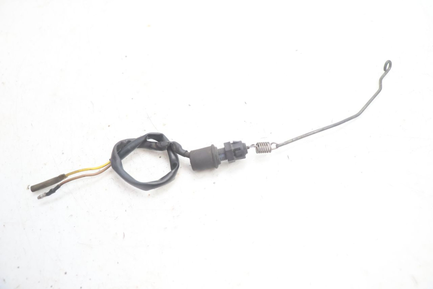 photo de CONTACTEUR FEU STOP ARRIERE YAMAHA XV VIRAGO 535 (1988 - 2004) - Vue d’ensemble