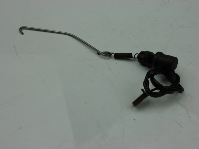 photo de CONTACTEUR FEU STOP ARRIERE YAMAHA TDR 125 (1997 - 1996) - Vue principale