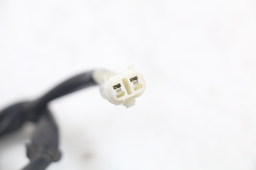 photo de CONTACTEUR FEU STOP ARRIERE YAMAHA XJ6 ABS 600 (2008 - 2016) - Autre angle de vue