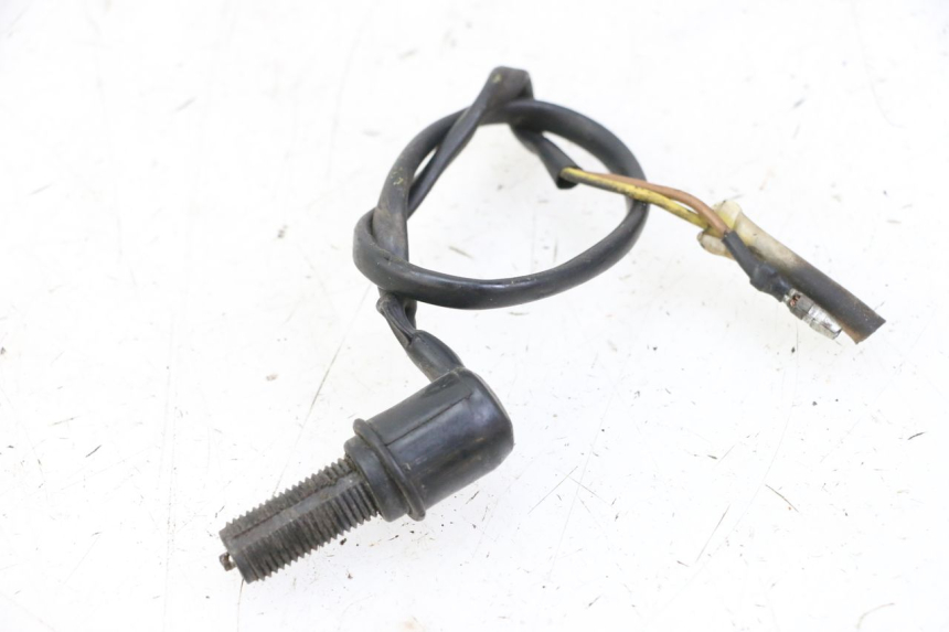 photo de CONTACTEUR FEU STOP ARRIERE YAMAHA XV VIRAGO 535 (1988 - 2004) - Vue principale