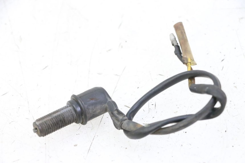 photo de CONTACTEUR FEU STOP ARRIERE YAMAHA XV VIRAGO 535 (1988 - 2004) - Zoom état d’usage