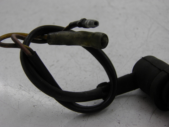 photo de CONTACTEUR FEU STOP ARRIERE YAMAHA YBR 125 (2004 - 2006) - Détail de la pièce