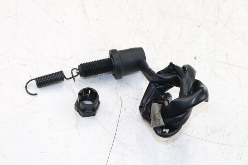 photo de CONTACTEUR FEU STOP ARRIERE YAMAHA YZF R6 600 (2010 - 2016) - Vue principale