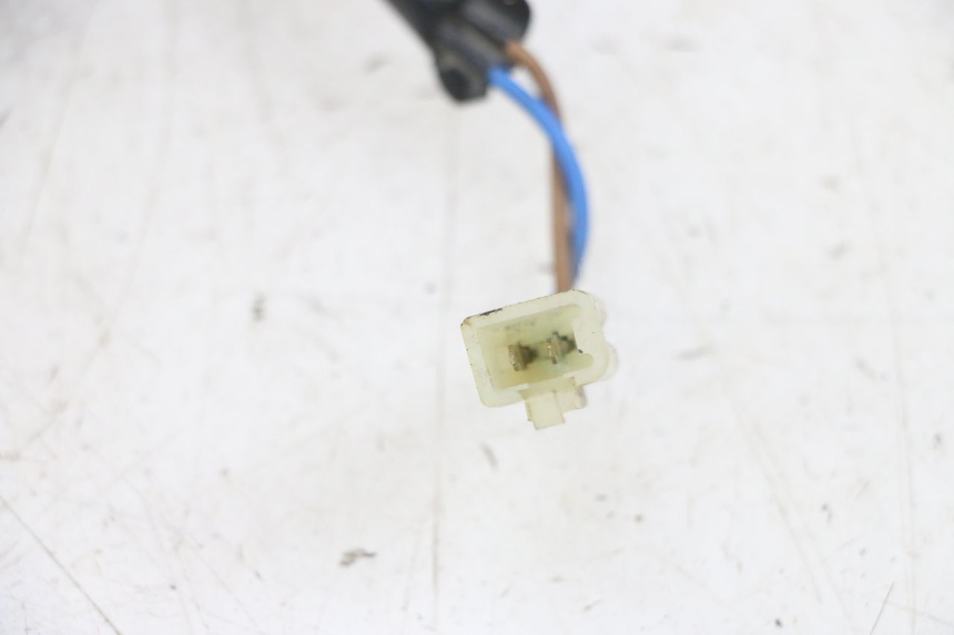 photo de CONTACTEUR FEU STOP ARRIERE KAWASAKI ZR 7 750 (1999 - 2004) - Zoom état d’usage