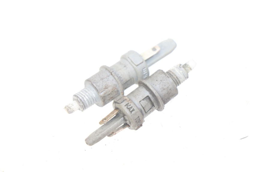 photo de CONTACTEUR FEU STOP MBK BOOSTER SPIRIT 50 (1999 - 2003) - Vue principale