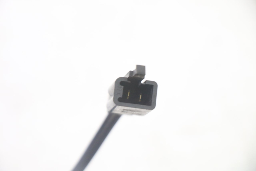 photo de CONTACTEUR FEU STOP DROIT YAMAHA CYGNUS X INJECTION 125 (2007 - 2013) - Zoom état d’usage