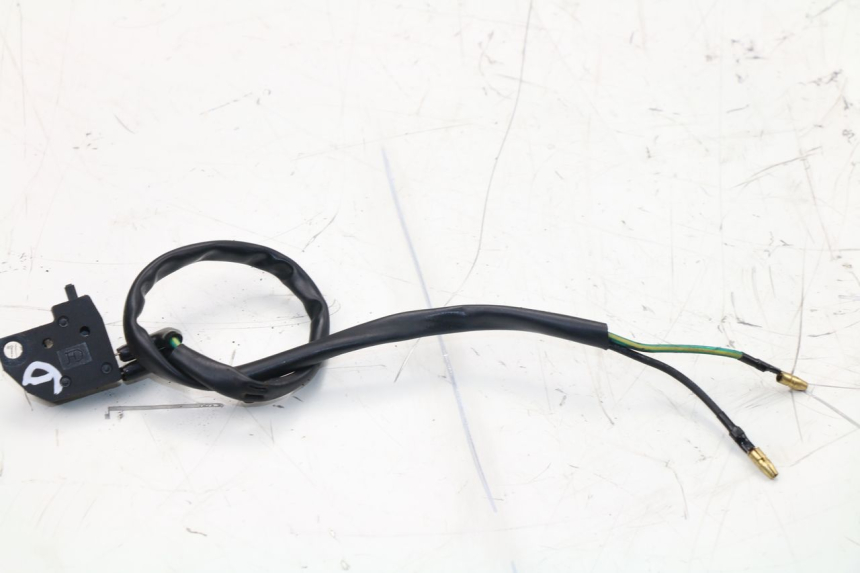 photo de CONTACTEUR FEU STOP DROIT PEUGEOT DJANGO 2T 50 (2014 - 2019) - Zoom état d’usage