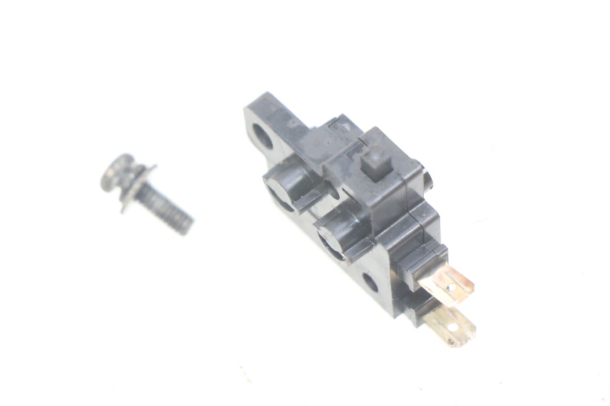 photo de CONTACTEUR FEU STOP DROIT HONDA FES S-WING SWING ABS 125 (2007 - 2015) - Détail de la pièce