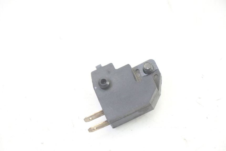 photo de CONTACTEUR FEU STOP DROIT SYM FIDDLE 125 (2008 - 2010) - Zoom état d’usage