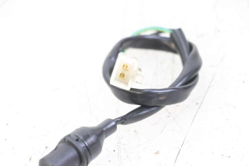 photo de CONTACTEUR FEU STOP DROIT GOES WIKI 125 (2010 - 2015) - Détail de la pièce