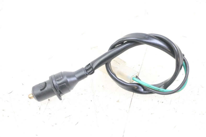 photo de CONTACTEUR FEU STOP DROIT GOES WIKI 125 (2010 - 2015) - Zoom état d’usage