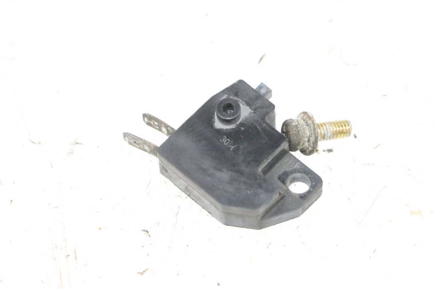 photo de CONTACTEUR FEU STOP DROIT SUZUKI GSXR GSX-R 1000 (2003 - 2004) - Détail de la pièce