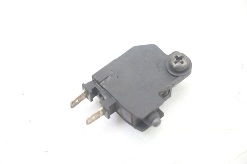 photo de CONTACTEUR FEU STOP DROIT HONDA FORZA 125 (2021 - 2025) - Détail de la pièce