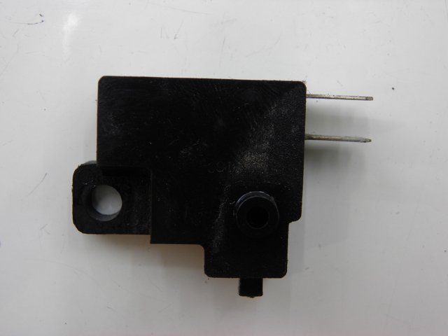 photo de Contacteur feu stop droit HONDA NHX LEAD 110 (2008 - 2010) - Détail de la pièce