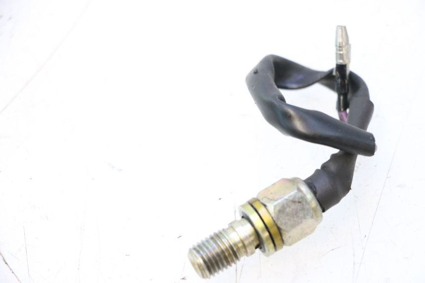 photo de CONTACTEUR FEU STOP DROIT RIDE JUMP 2T 50 (2012 - 2017) - Zoom état d’usage