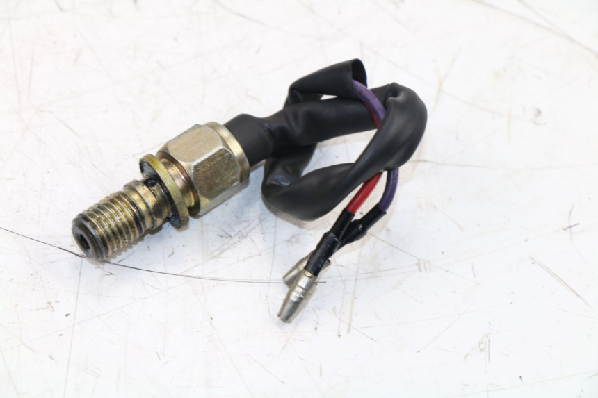 photo de CONTACTEUR FEU STOP DROIT RIDE JUMP 2T 50 (2012 - 2017) - Détail de la pièce