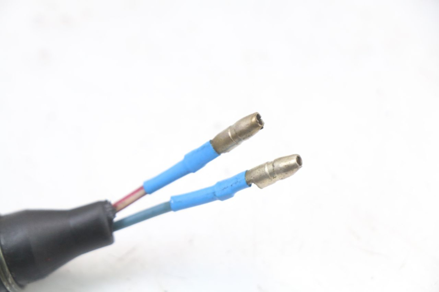 photo de CONTACTEUR FEU STOP DROIT RIDE KALLIO 50 (2010 - 2019) - Autre angle de vue