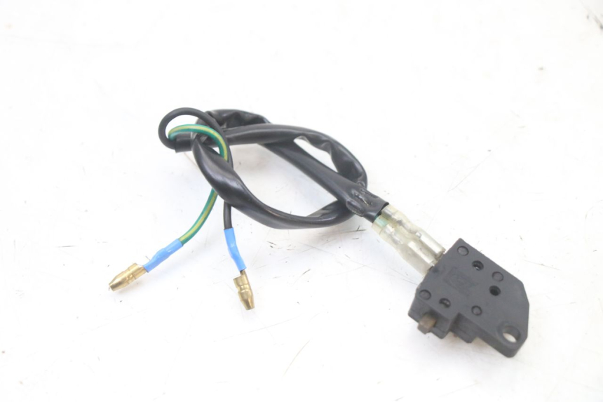 photo de CONTACTEUR FEU STOP DROIT MASH CITY 4T 50 (2018 - 2020) - Zoom état d’usage