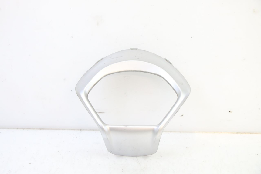 photo de CONTACTEUR FEU STOP DROIT KYMCO LIKE 4T 50 (2019 - 2025) - Gros plan technique