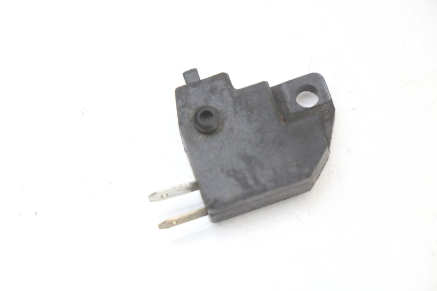 photo de CONTACTEUR FEU STOP DROIT IMF INDUSTRIE PACH 4T 50 (2009 - 2018) - Vue principale