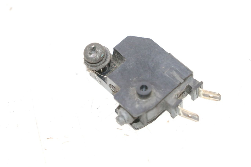 photo de CONTACTEUR FEU STOP DROIT HONDA PCX (JF57/JF64) 125 (2014 - 2018) - Vue principale