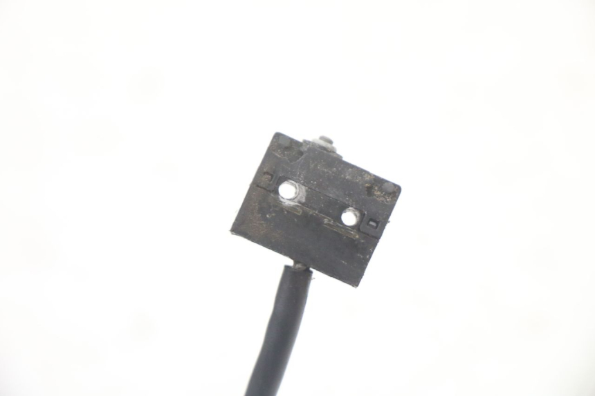 photo de CONTACTEUR FEU STOP DROIT PEUGEOT SATELIS COMPRESSOR K15 125 (2006 - 2009) - Zoom état d’usage