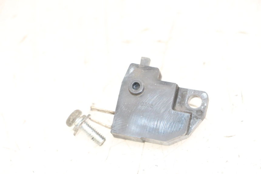 photo de CONTACTEUR FEU STOP DROIT PEUGEOT SATELIS 125 (2013 - 2018) - Zoom état d’usage