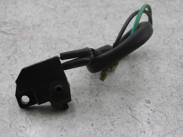 photo de CONTACTEUR FEU STOP DROIT SHENKE WACOX 50 (2010 - 2016) - Autre angle de vue