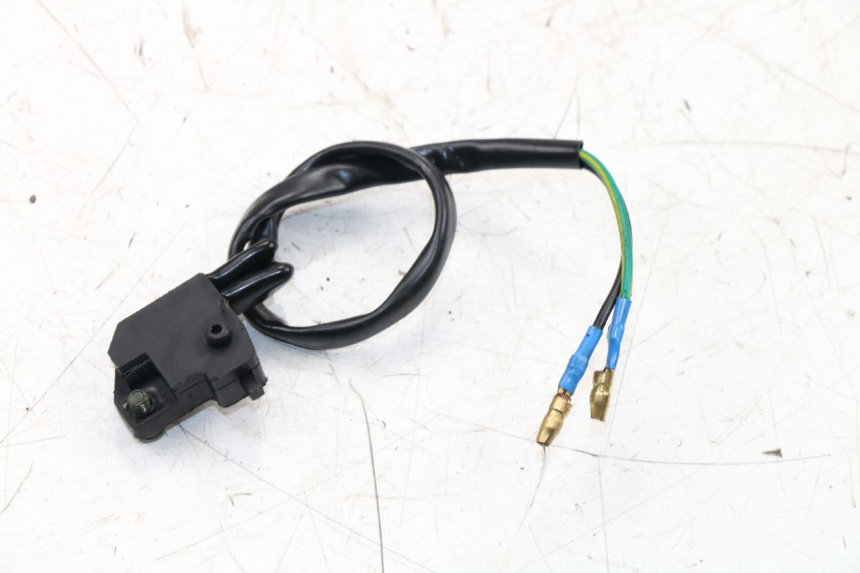 photo de CONTACTEUR FEU STOP DROIT EUROCKA VIRTUALITY GT 4T 50 (2011 - 2017) - Détail de la pièce