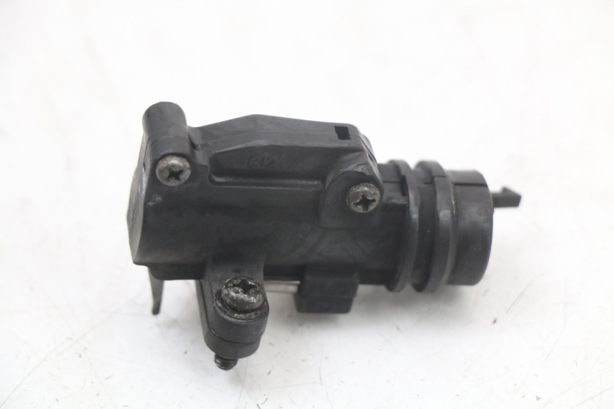 photo de CONTACTEUR FEU STOP DROIT YAMAHA XJS DIVERSION 600 (1997 - 1999) - Vue principale