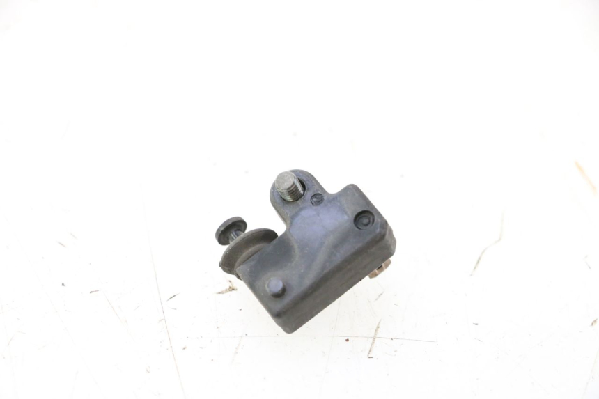 photo de CONTACTEUR FEU STOP DROIT YAMAHA XP T-MAX ABS 500 (2005 - 2005) - Zoom état d’usage