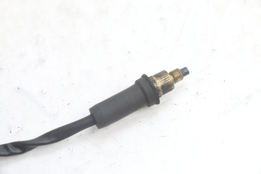 photo de CONTACTEUR FEU STOP DROIT YAMAHA YP MAJESTY 125 (1998 - 2001) - Zoom état d’usage